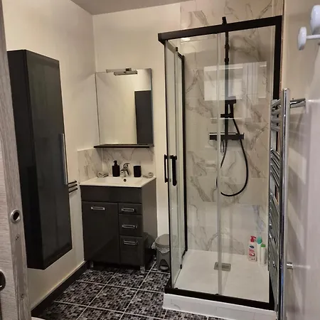 A 2 Pas De Disneyland Апартаменты *